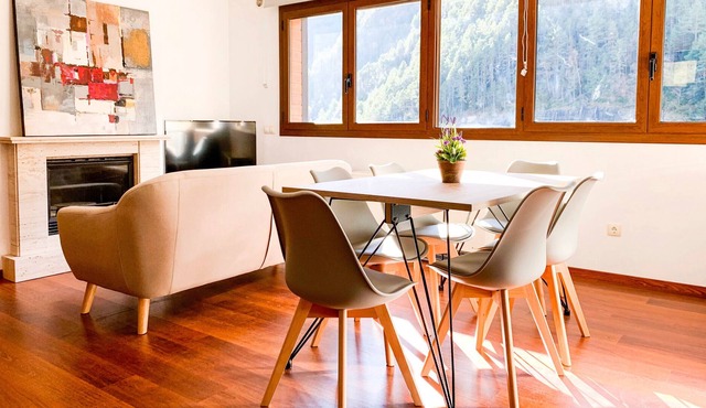 ¡Moderno familiar en Arinsal! 5Pax, PK CP