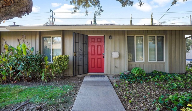 Modesto Cozy Hideaway