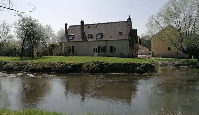 Modular cottages between Loire and Sologne with garden and BBQ