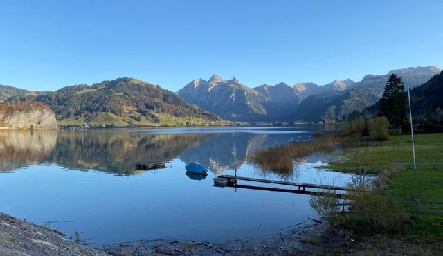 Moekki - Finnish ambience on Lake Sihl