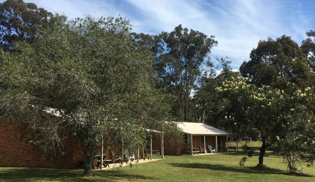 Mogendoura Farm 3 COTTAGES MAX 12 ADULTS but 18 people including children