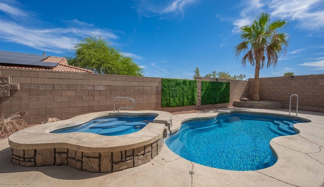 Mohave Desert Pool Home