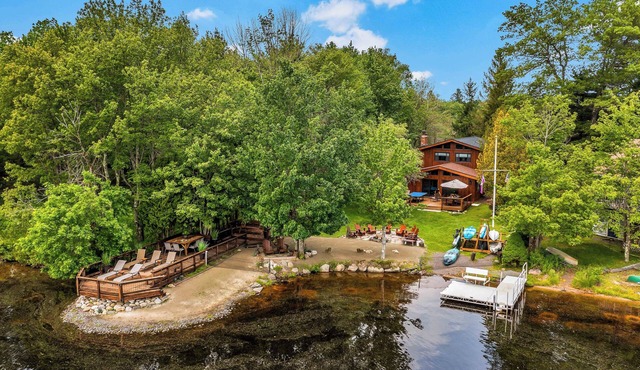 Mohawk Chalet Lakefront Escape w/Games & Dock