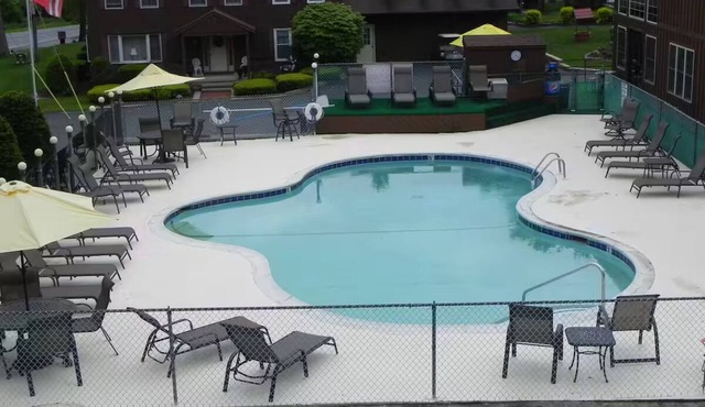 Mohican Resort Motel - 2 Bedroom Efficiency