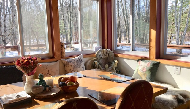Mohonk's Peaceful 5BR-3BA~Jacuzzi~Huge Deck~Right On Coxing Kill~ Private Road