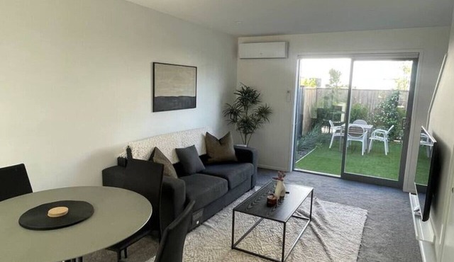 Mohua Lane Urban Paradise