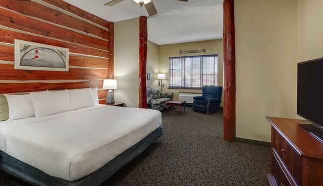 Moline Stay | 1 Unit | Near Quad Cities Attractions