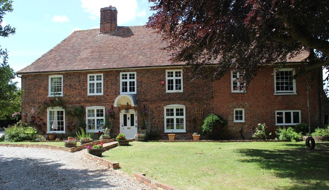 Molland Manor House 10 bed 9 bathroom 16 WC ‘s Some outside