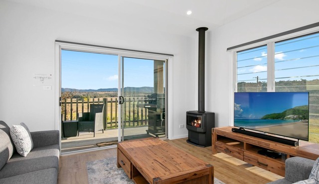 Molly Morgan Vineyard Villa Semillon Weekend Getaway for Two