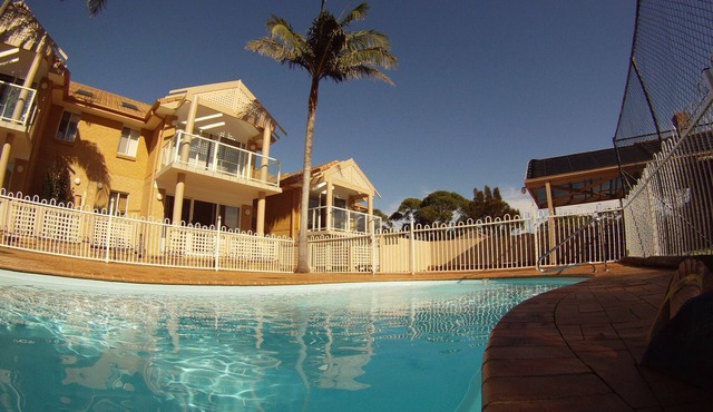 Mollymook Sands Unit 14. South Coast Getaway.