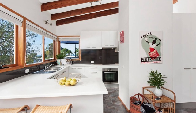 Mollymook Sun Sand Surf