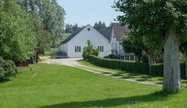 Molshøjgård