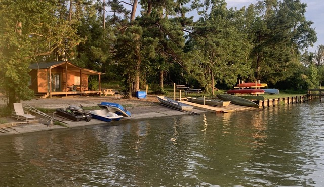 Mom's Favorite Waterfront Cabin #4, Onalaska, Lake Livingston, Texas