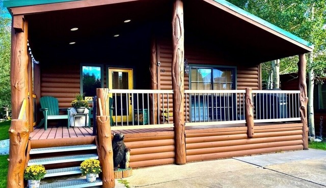 "Mom's House" Premier 2 bed 2 bath Breckenridge Chalet