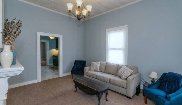 Moments to Chattahoochee-Cottage - Walk-To-Dining!