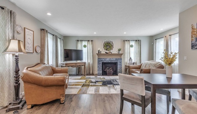 MommyC's Villa Fun House by RedAwning