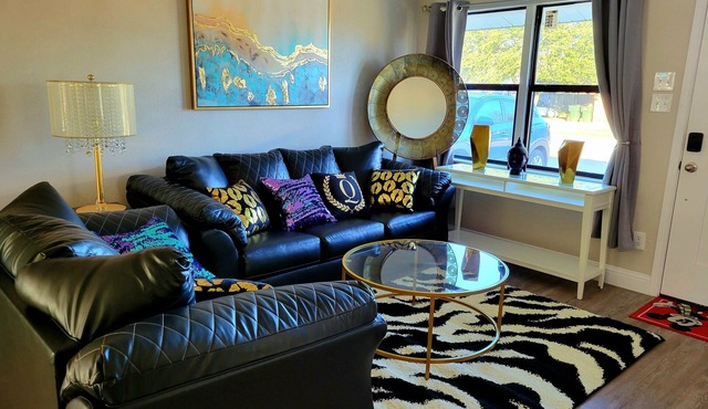 MOMO 2BD entire new house with big yard in Downtown Plano