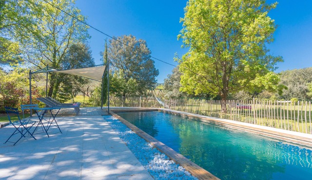 Mon Gîte en Provence - Fantastic Villa with Pool, Grand Piano and Fireplace in the Green Provence