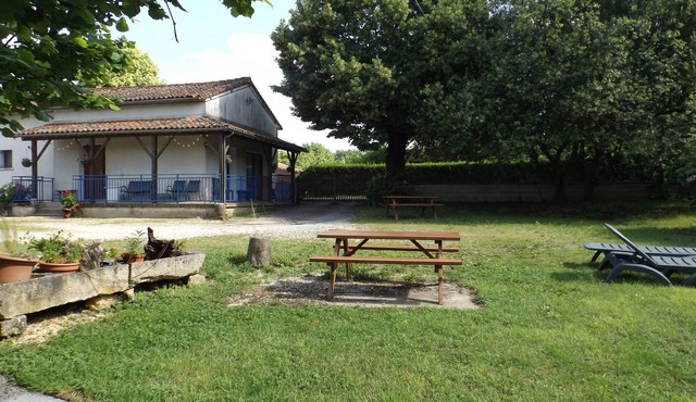 Mon repos à côté de l'eau - Tranquil riverside holiday home