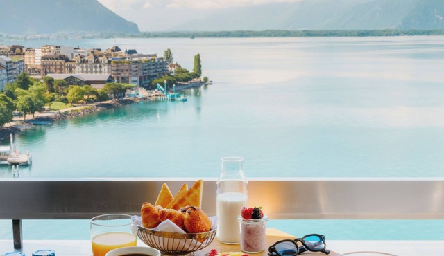 Mona Montreux
