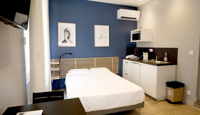 MONA'S BUBBLES "GARE LYON PART DIEU