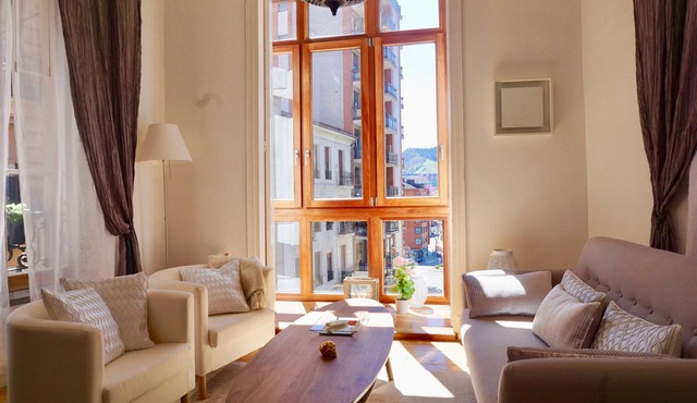 Monappart Cristo Historic Apartment with Parking