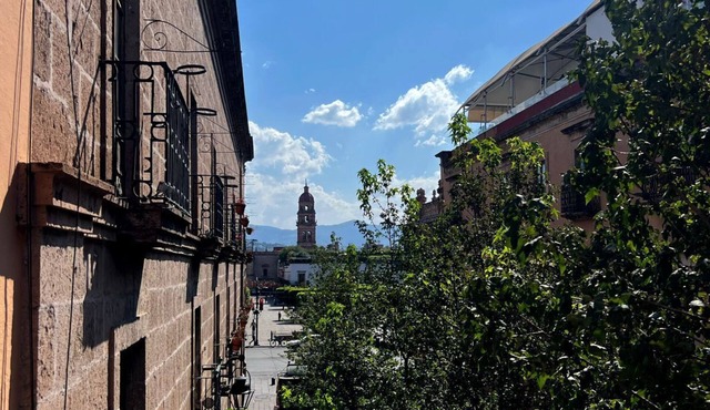 Monarca House