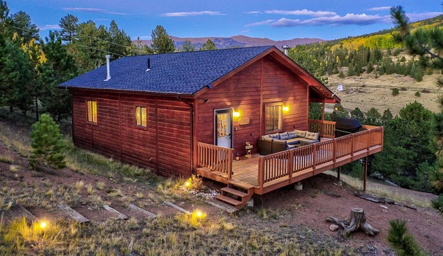 Monarch Landing, A Cozy Cabin w/360 Mountain Views