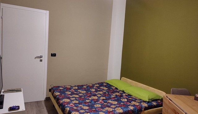 Monasti28, nice apartment just 10 minutes from the metro.