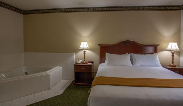 Moncks Corner Inn