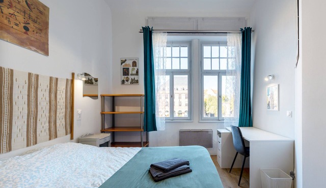 Mondon 3 arcades 3 rooms 2 showers