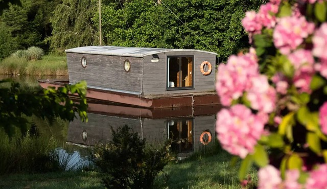 Monedières Village * - All cabin docked for 5 people