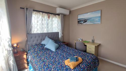 Monique's AirCon Rm Prvt BthRm TV