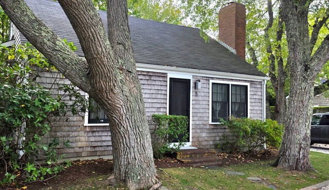 Monomoy Retreated- Nantucket’s Best Kept Secret Near Town and Sea