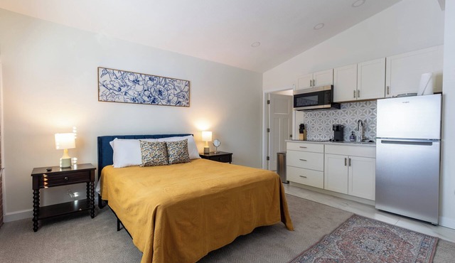 Monon Trail Lofts Luxury Studio With Hot Tub