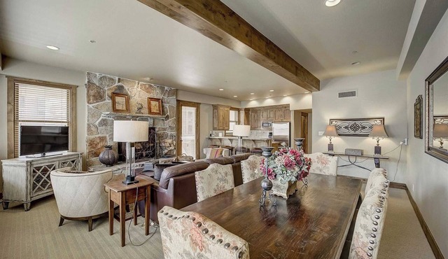 Mont Cervin #22 by Avantstay Luxury Ski in Ski out Home in Park City!