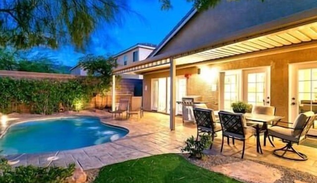 Montagna Star - 3BR Private Pool House with Den