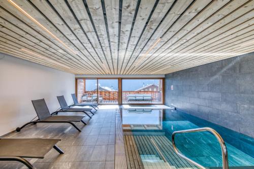 Montagnier B63 - Spa, Indoor Pool