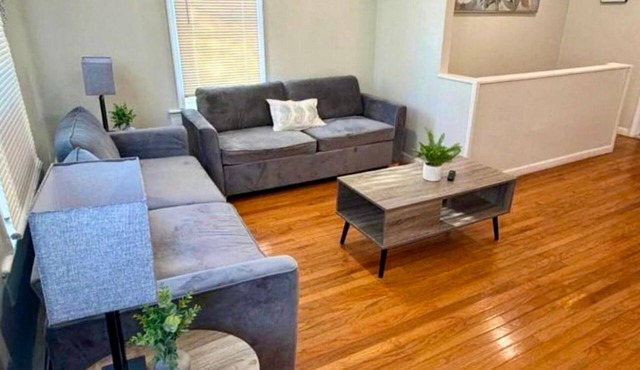 Montague Milford Area Comfort River Way House