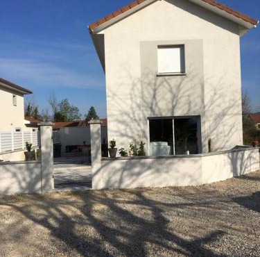 MONTALIEU SEJOUR Maison Les Lys