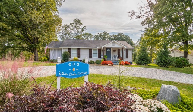 Montaluce & Wine country -Farmhouse Cottage~FirePit~Dahlonega