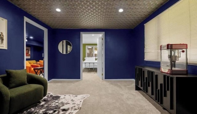 Montana Mansion: Theater, Gym, Arcade, Billiards