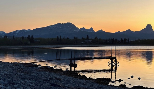 Montana Moon RV #2 on the Lake
