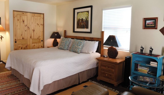 Montana Vista - Great Condo with Pool and Hot Tub Access