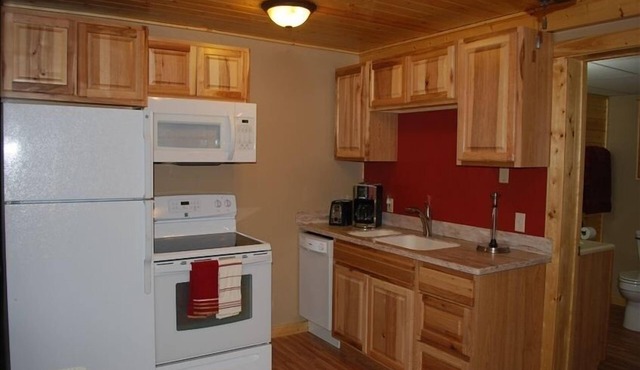 Montana’s Yellowstone Hideaway-Your Home Away From Home in Yellowstone