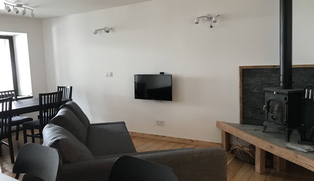 Montbrison Appartment with 3 bedrooms and balcony in the center of Vallouise