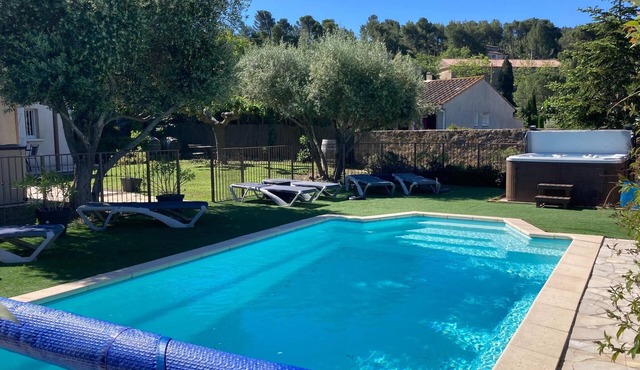 Montbrun Vineyard Escape