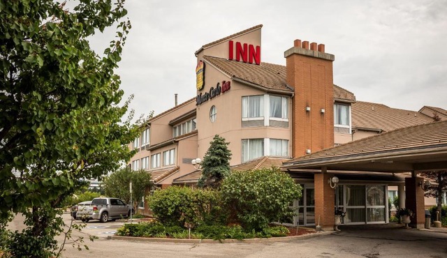 Monte Carlo Inn Oakville Suites