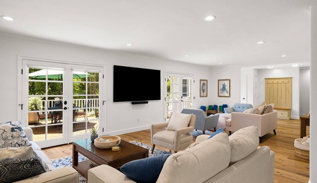 Montecito Beach House w/Hot Tub & Cold Plunge - Walk to Beach and Restaraunts