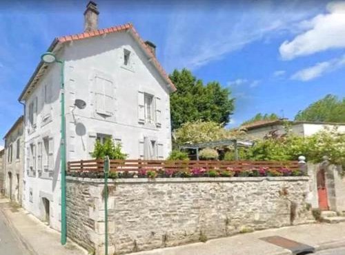 Montemboeuf centre Town House free wifi